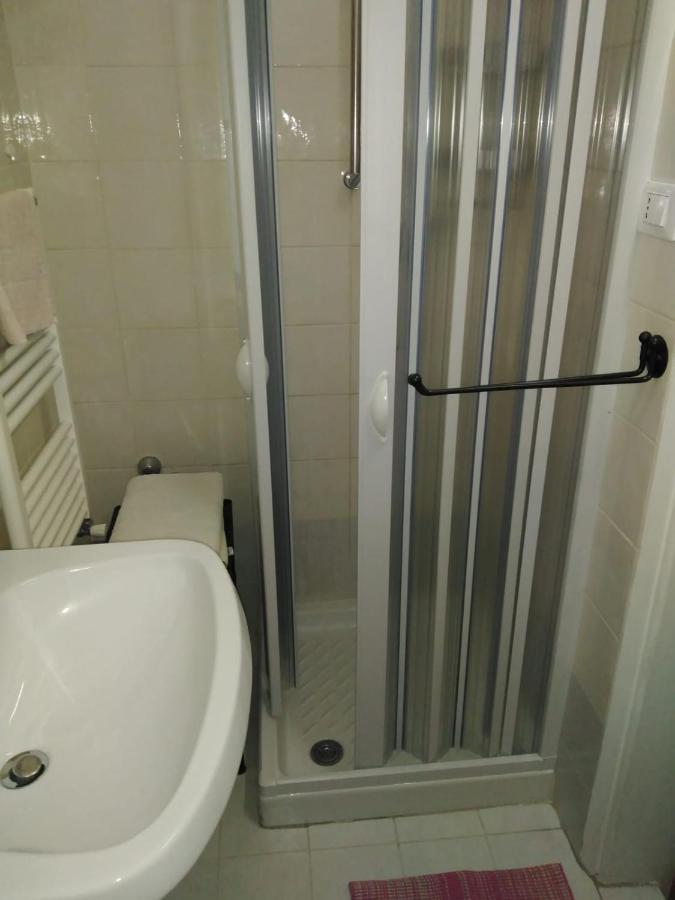 Albergo Cavour Self Check-In Livorno Luaran gambar